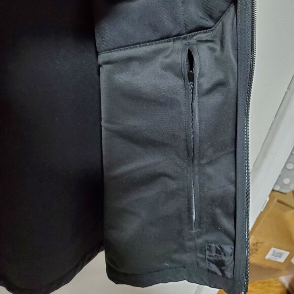 5.11 TACTICAL Covert Vest Soft Shell Conceal Carry Multi Pocket Black Men's XL - Picture 7 of 11